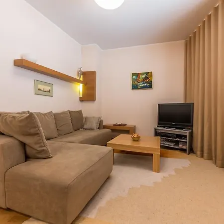 Best Apartments-sulevimagi